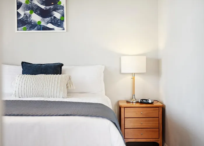 Applecross Riverside Apt